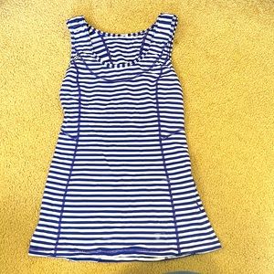 Lululemon workout top- (re-poshing)